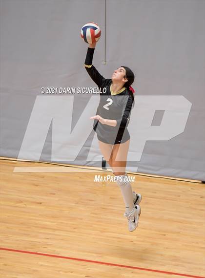 Thumbnail 1 in Village Christian vs. Basha (Nike Tournament of Champions) photogallery.