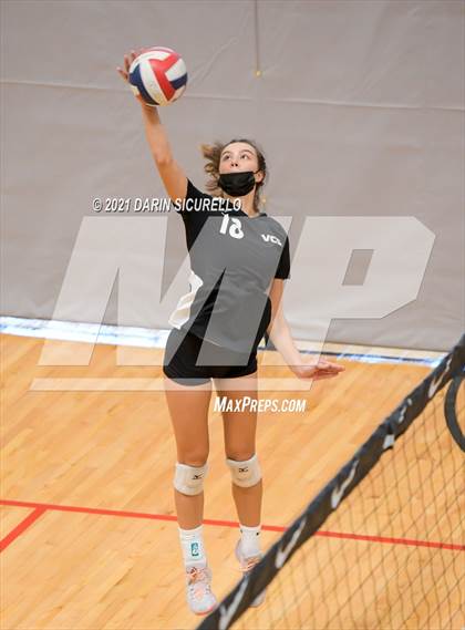 Thumbnail 2 in Village Christian vs. Basha (Nike Tournament of Champions) photogallery.