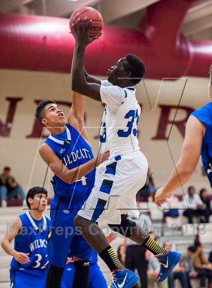 Thumbnail 3 in Pueblo Central vs. Alameda (Ponderosa Invitational) photogallery.