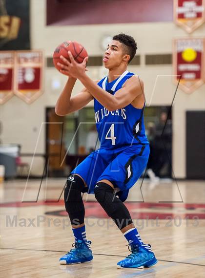 Thumbnail 2 in Pueblo Central vs. Alameda (Ponderosa Invitational) photogallery.