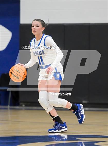 Thumbnail 3 in Pueblo vs Mesquite (AIA 4A Semifinal) photogallery.
