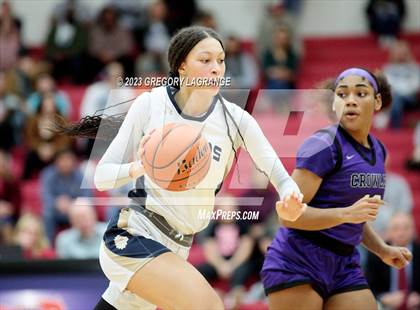 Thumbnail 3 in Crowley vs Keller photogallery.