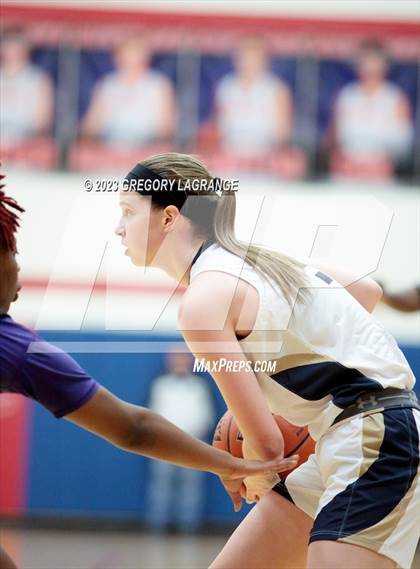 Thumbnail 1 in Crowley vs Keller photogallery.