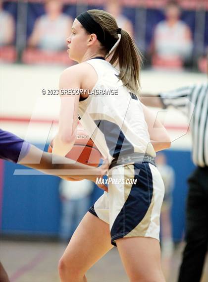 Thumbnail 2 in Crowley vs Keller photogallery.