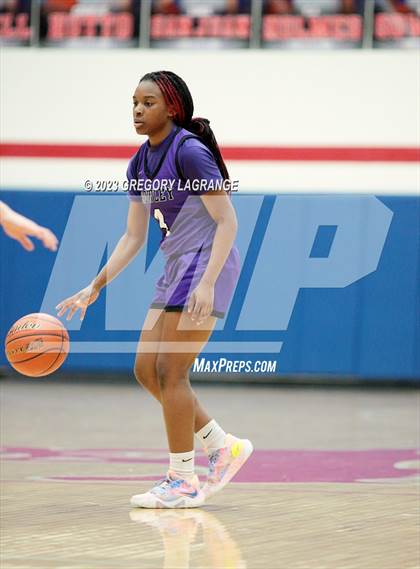 Thumbnail 1 in Crowley vs Keller photogallery.