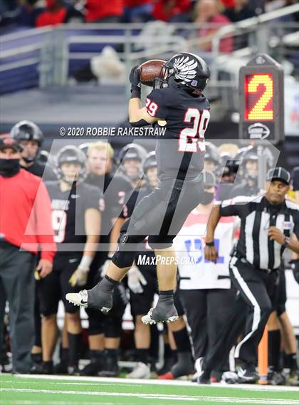 Thumbnail 2 in Argyle vs. Lindale (UIL 4A Division 1 State Final) photogallery.