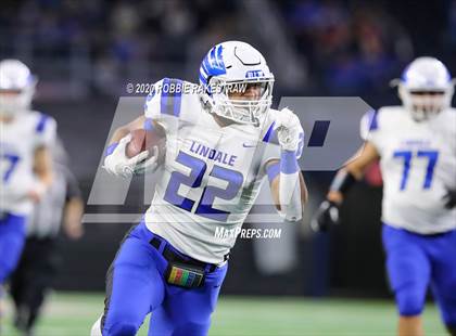 Thumbnail 3 in Argyle vs. Lindale (UIL 4A Division 1 State Final) photogallery.