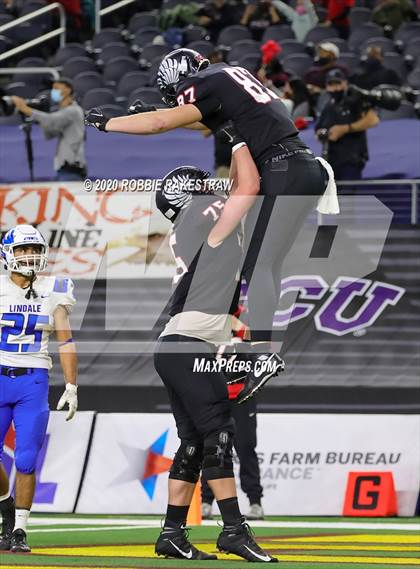 Thumbnail 2 in Argyle vs. Lindale (UIL 4A Division 1 State Final) photogallery.