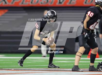 Thumbnail 2 in Argyle vs. Lindale (UIL 4A Division 1 State Final) photogallery.