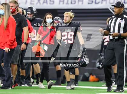 Thumbnail 1 in Argyle vs. Lindale (UIL 4A Division 1 State Final) photogallery.