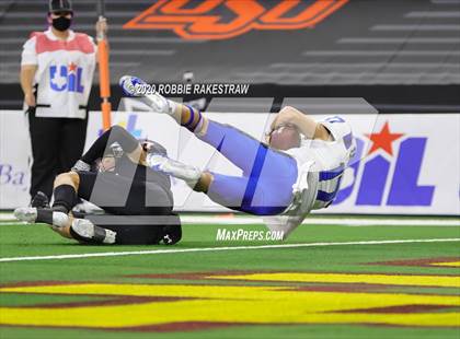 Thumbnail 2 in Argyle vs. Lindale (UIL 4A Division 1 State Final) photogallery.
