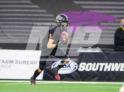 Thumbnail 2 in Argyle vs. Lindale (UIL 4A Division 1 State Final) photogallery.
