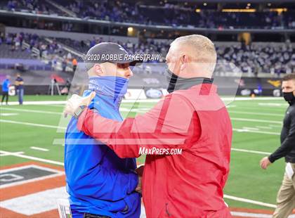Thumbnail 1 in Argyle vs. Lindale (UIL 4A Division 1 State Final) photogallery.