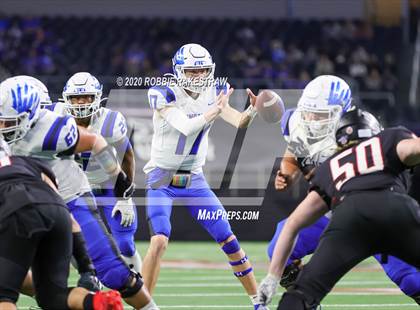 Thumbnail 2 in Argyle vs. Lindale (UIL 4A Division 1 State Final) photogallery.