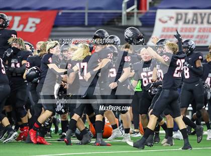 Thumbnail 1 in Argyle vs. Lindale (UIL 4A Division 1 State Final) photogallery.