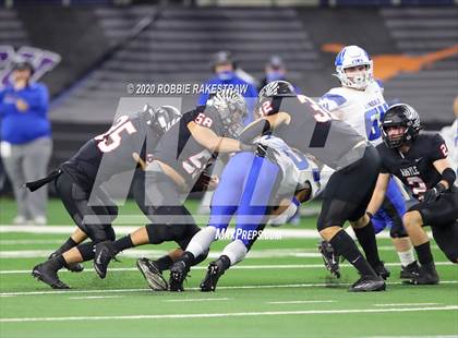 Thumbnail 1 in Argyle vs. Lindale (UIL 4A Division 1 State Final) photogallery.