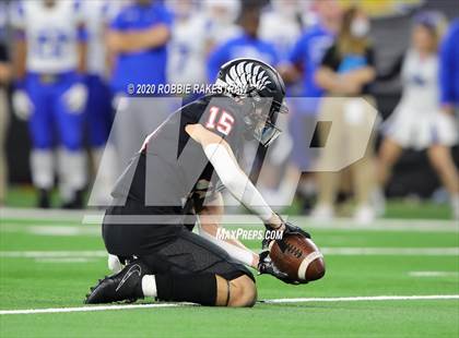 Thumbnail 3 in Argyle vs. Lindale (UIL 4A Division 1 State Final) photogallery.