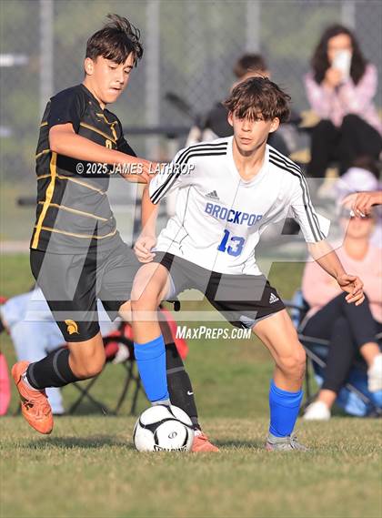 Thumbnail 3 in JV: Brockport @ Greece Athena photogallery.
