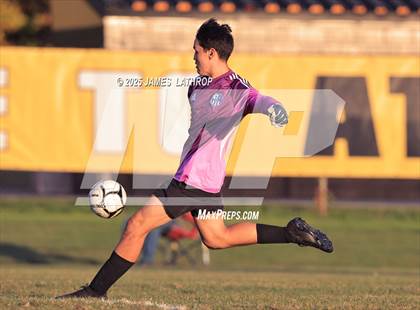 Thumbnail 3 in JV: Brockport @ Greece Athena photogallery.