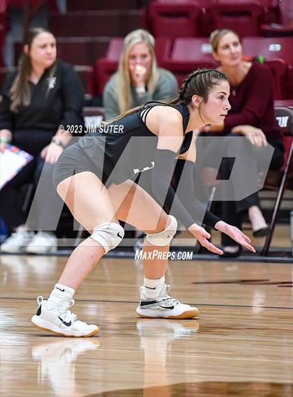 Thumbnail 1 in Franklin vs Little River Academy (UIL 3A Region III Bi-District Playoff) photogallery.
