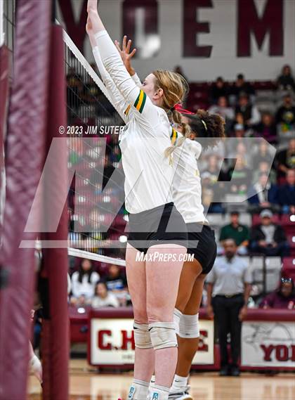 Thumbnail 1 in Franklin vs Little River Academy (UIL 3A Region III Bi-District Playoff) photogallery.