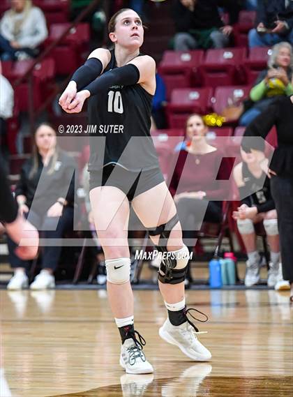 Thumbnail 3 in Franklin vs Little River Academy (UIL 3A Region III Bi-District Playoff) photogallery.