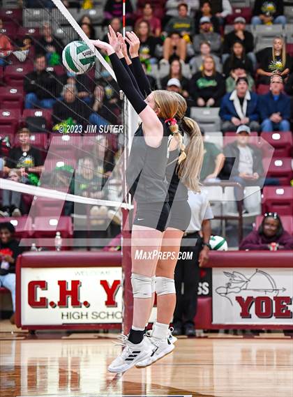 Thumbnail 3 in Franklin vs Little River Academy (UIL 3A Region III Bi-District Playoff) photogallery.