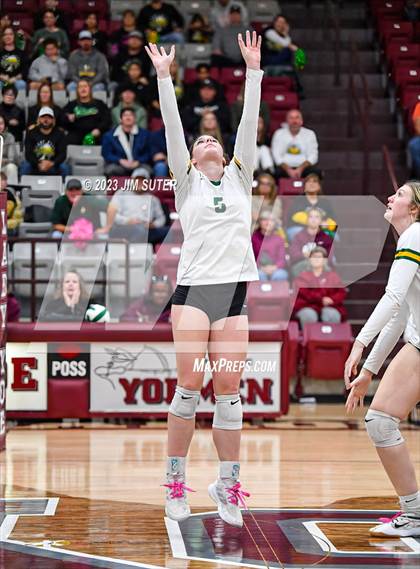 Thumbnail 2 in Franklin vs Little River Academy (UIL 3A Region III Bi-District Playoff) photogallery.