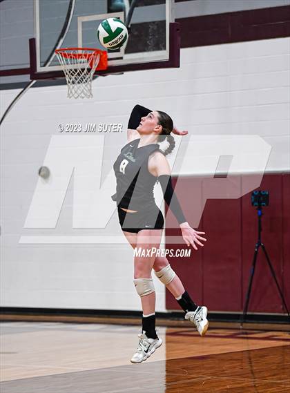 Thumbnail 3 in Franklin vs Little River Academy (UIL 3A Region III Bi-District Playoff) photogallery.