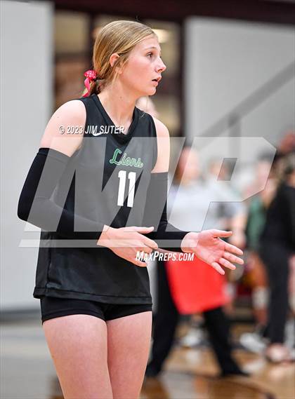 Thumbnail 2 in Franklin vs Little River Academy (UIL 3A Region III Bi-District Playoff) photogallery.