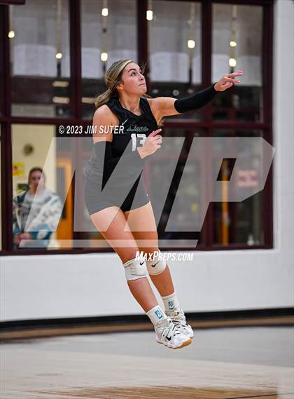 Thumbnail 2 in Franklin vs Little River Academy (UIL 3A Region III Bi-District Playoff) photogallery.