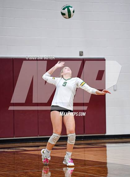 Thumbnail 3 in Franklin vs Little River Academy (UIL 3A Region III Bi-District Playoff) photogallery.
