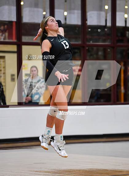 Thumbnail 3 in Franklin vs Little River Academy (UIL 3A Region III Bi-District Playoff) photogallery.