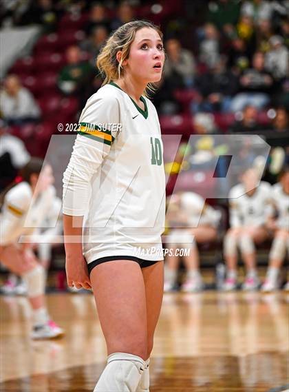 Thumbnail 2 in Franklin vs Little River Academy (UIL 3A Region III Bi-District Playoff) photogallery.