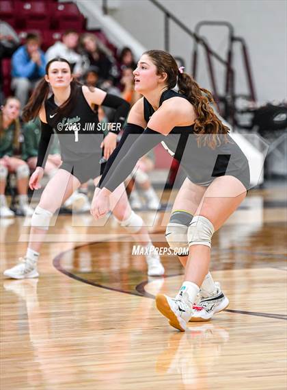 Thumbnail 3 in Franklin vs Little River Academy (UIL 3A Region III Bi-District Playoff) photogallery.