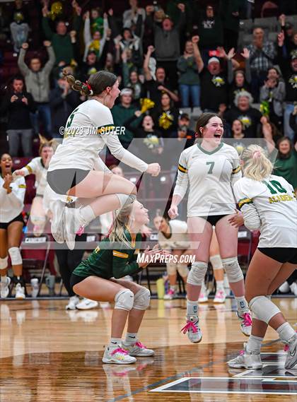 Thumbnail 1 in Franklin vs Little River Academy (UIL 3A Region III Bi-District Playoff) photogallery.