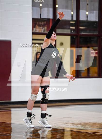Thumbnail 1 in Franklin vs Little River Academy (UIL 3A Region III Bi-District Playoff) photogallery.
