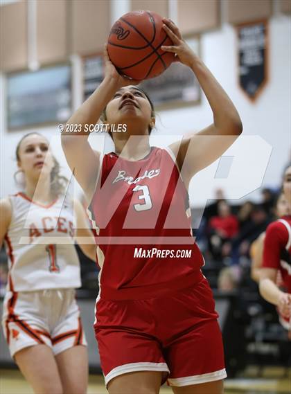 Thumbnail 3 in Logan Elm @ Amanda-Clearcreek photogallery.