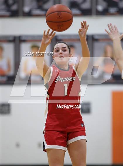 Thumbnail 1 in Logan Elm @ Amanda-Clearcreek photogallery.