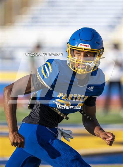 Thumbnail 1 in Benicia vs St. Patrick-St. Vincent photogallery.