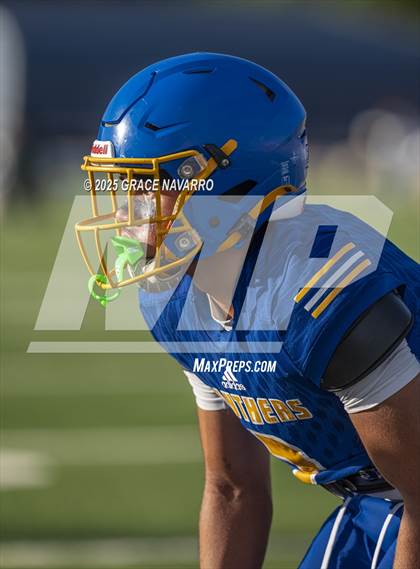 Thumbnail 2 in Benicia vs St. Patrick-St. Vincent photogallery.