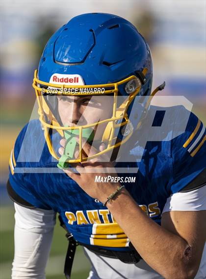 Thumbnail 2 in Benicia vs St. Patrick-St. Vincent photogallery.