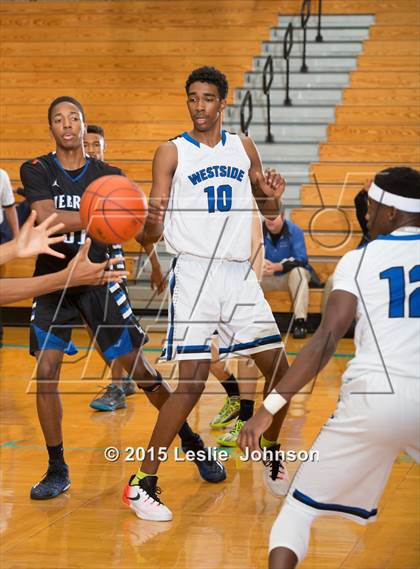 Thumbnail 2 in Hebron vs Westside (McDonald's Texas Invitational) photogallery.