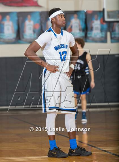 Thumbnail 1 in Hebron vs Westside (McDonald's Texas Invitational) photogallery.