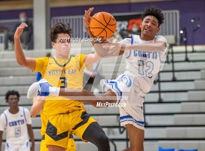 Thumbnail 3 in Curtis @ Mission Bay(Torrey Pines Holiday Classic) photogallery.
