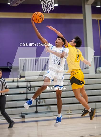 Thumbnail 2 in Curtis @ Mission Bay(Torrey Pines Holiday Classic) photogallery.