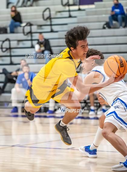 Thumbnail 2 in Curtis @ Mission Bay(Torrey Pines Holiday Classic) photogallery.