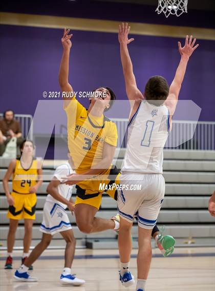 Thumbnail 3 in Curtis @ Mission Bay(Torrey Pines Holiday Classic) photogallery.