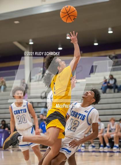 Thumbnail 2 in Curtis @ Mission Bay(Torrey Pines Holiday Classic) photogallery.