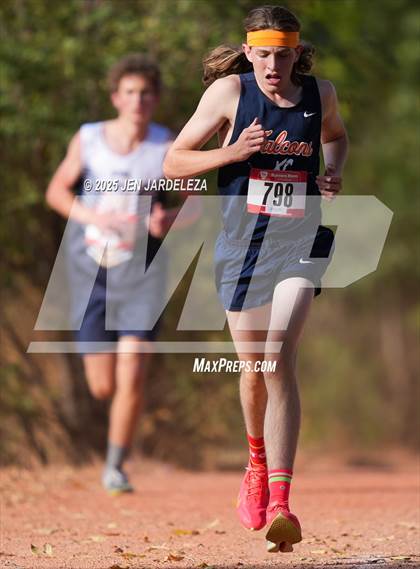 Thumbnail 1 in CHSAA 3A Region 5 photogallery.